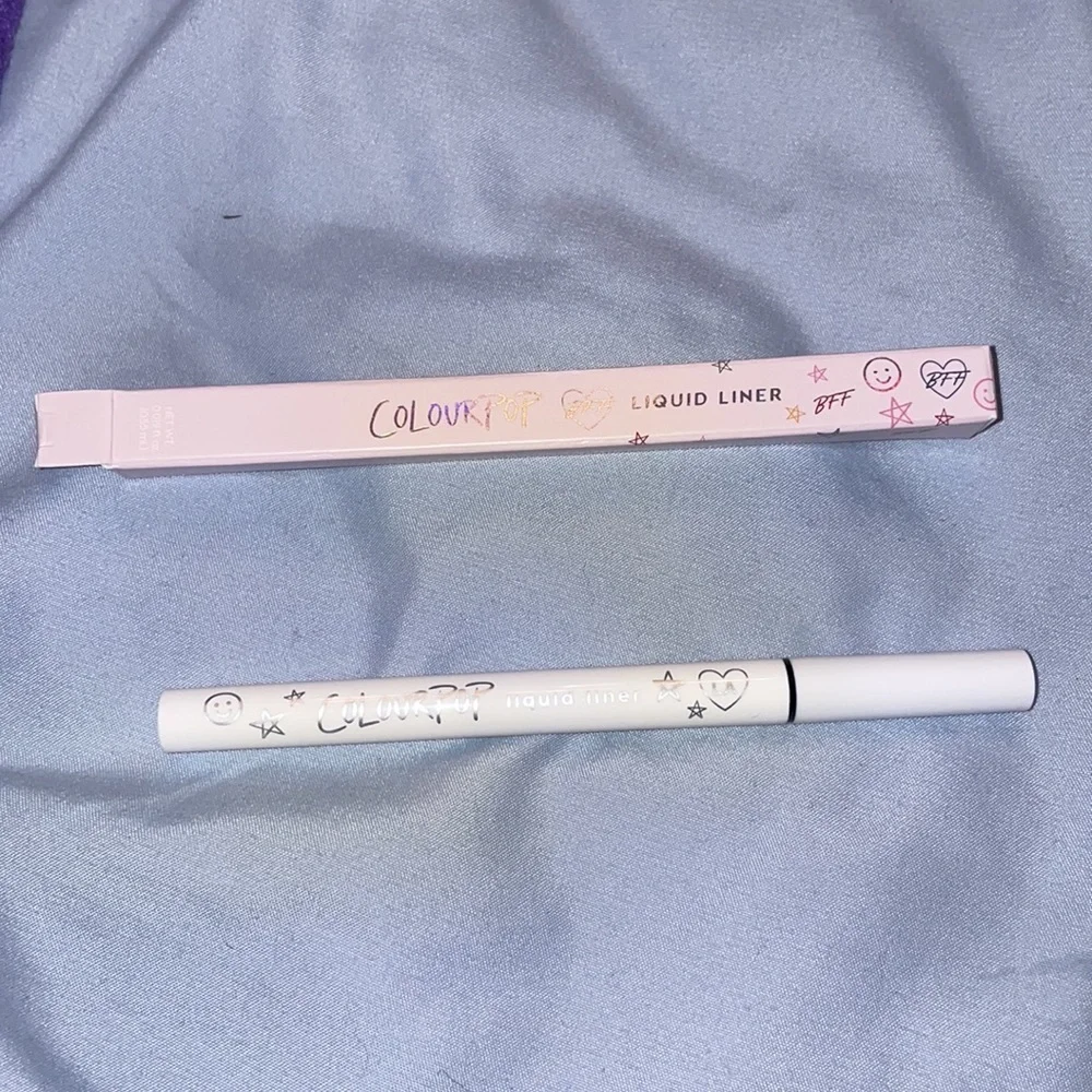 Color pop graceland bff liquid liner WHITE